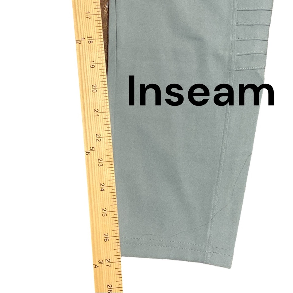 Athleta Delancey Moto Tight Leggings size 2X color sage 
BIN #11 - Picture 4 of 6